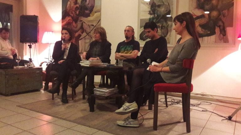 IMG-940da43c9e5033739b38f64c646ef355-V