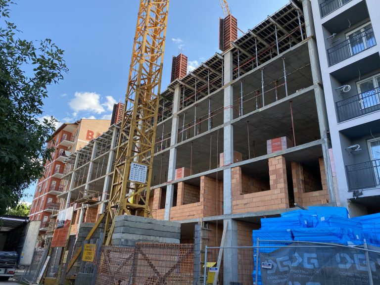 Sofronijević: U prvih šest meseci primene zakona biće upisano između 300 i 500 hiljada objekata