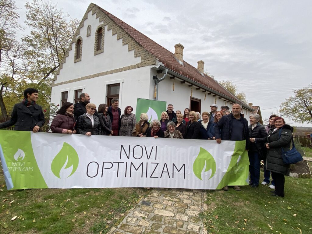 Novi Optimizam: Okrugli sto i izložba fotografija Srbija pod „bratskom“ agresijom, 19. jun, u 15 časova, u Tavankutu