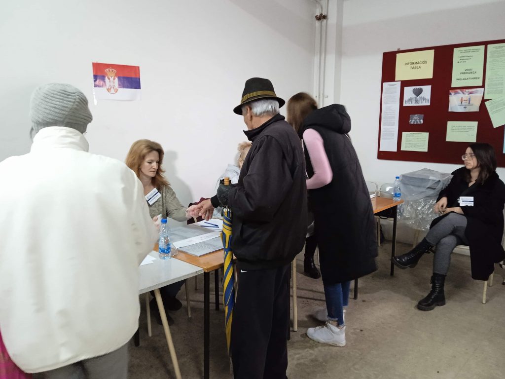 Subotica: Do 17 časova glasalo 41,5 odsto upisanih birača, bilo je nekoliko pritužbi