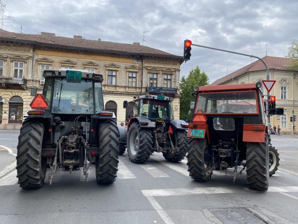 Subotički poljoprivrednici najavili u 10 sati jednočasovnu blokadu Štrosmajerove ulice