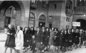 23. Afežeovke kod gradske kuće u Subotici