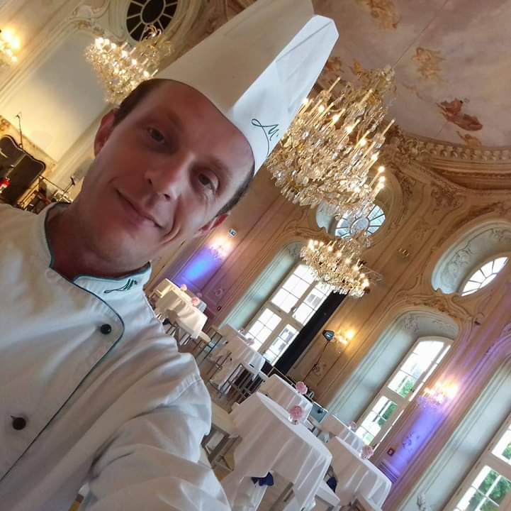 Subotičanin Zoltan Seleš, zamenik šefa kuhinje u bečkom “Hajatu”: „Ljubav prema kuvanju dugujem subotičkim ugostiteljima“