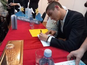 Uroš Mikulić potpis