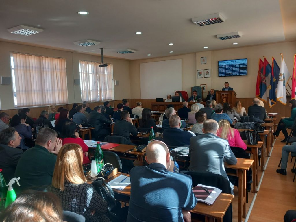 Skupština opštine Bačka Topola usvojila izveštaje o radu za 2022. godinu, ali i prvi rebalans budžeta za 2023.