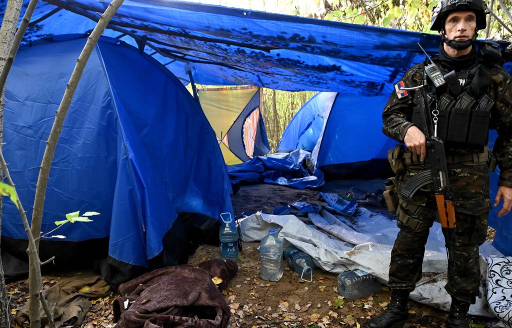 Policija je u Pirotu, Kikindi, Subotici i Somboru pronašla 165 iregularnih migranata