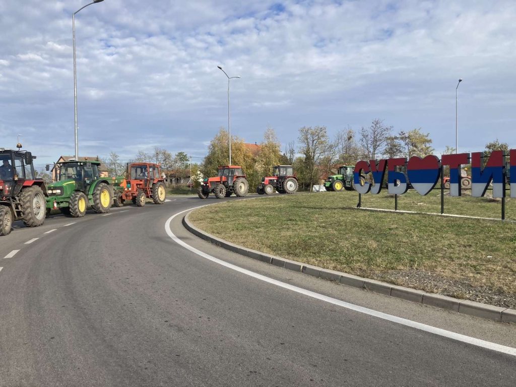 Subotički poljoprivrednici u 12 časova na sastanku sa premijerkom, blokade se nastavljaju