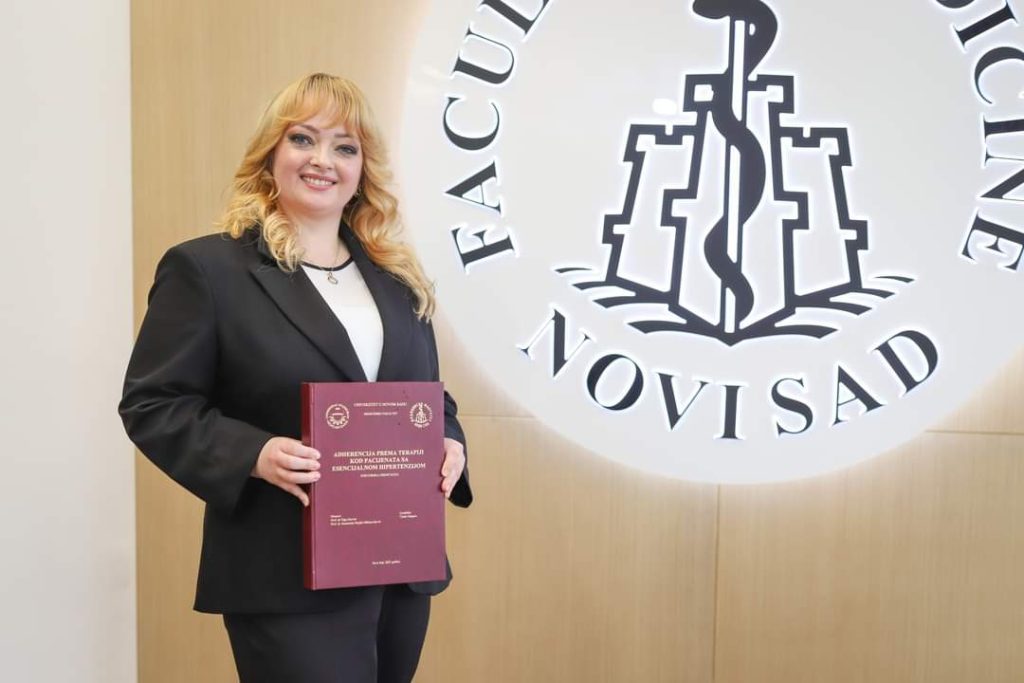 Dr Tinde Halgato, prva doktorantkinja medicinskih nauka u bačkotopolskom Domu zdravlja: „Ovde ostajem zbog dragih ljudi”