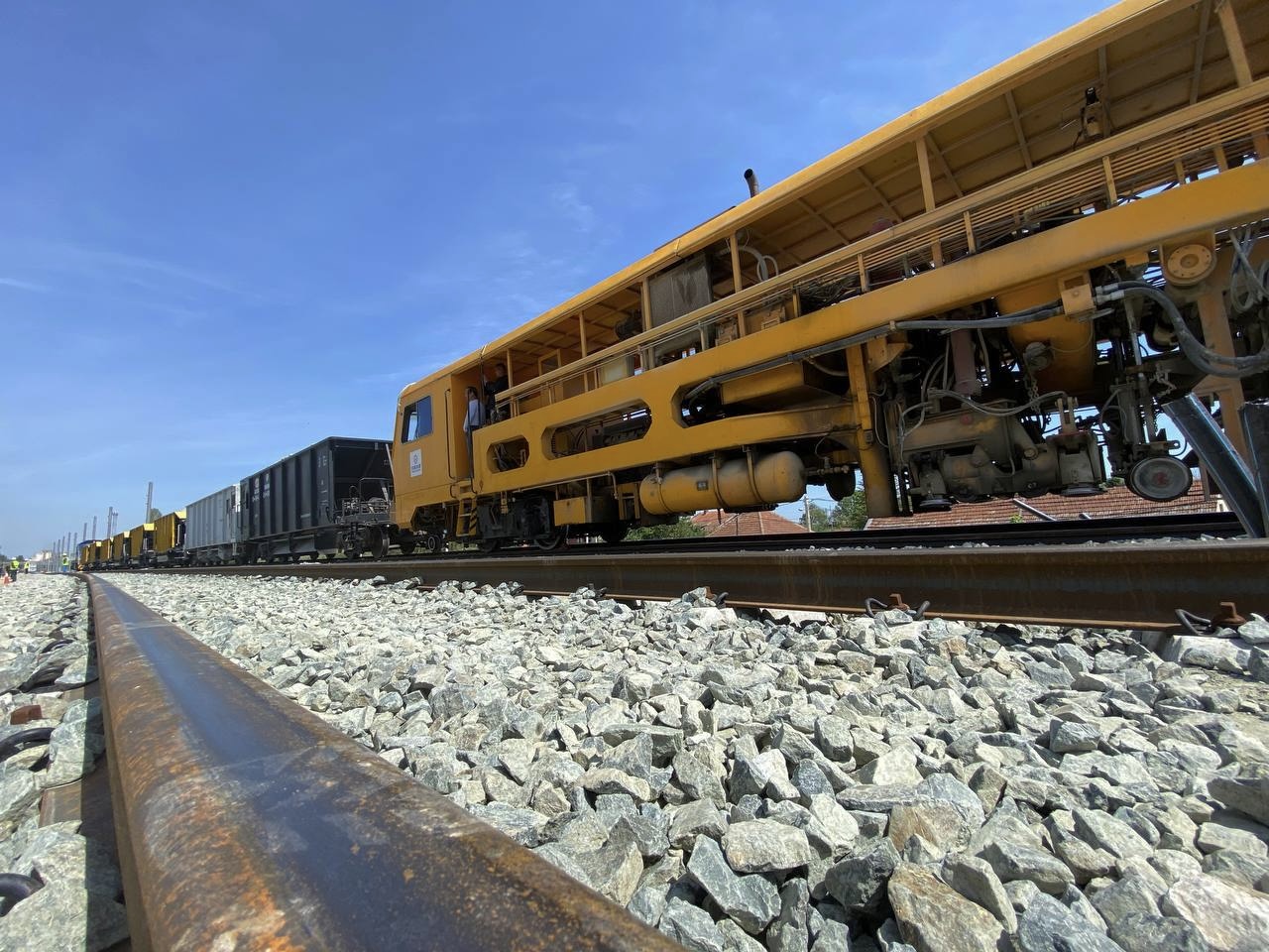 Krenuo prvi voz na novoj pruzi Budimpešta – Beograd