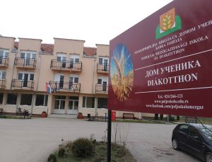 Dom učenika Bačka Topola