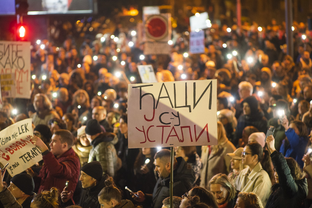 Mentalno provetravanje kod “Klare i Rose”: Kako disati u podeljenom društvu?