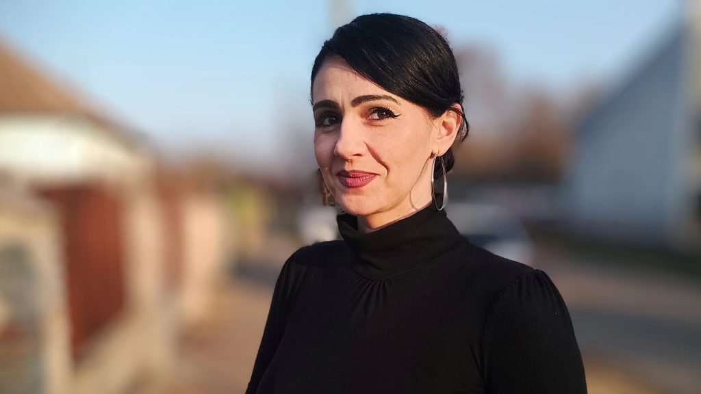 Olja Ljuboja: U međuvremenu