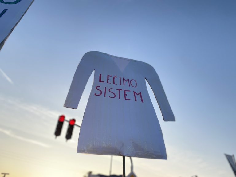 Doktori protiv korupcije: Stopa smrtnosti u Srbiji među najvišima u Evropi