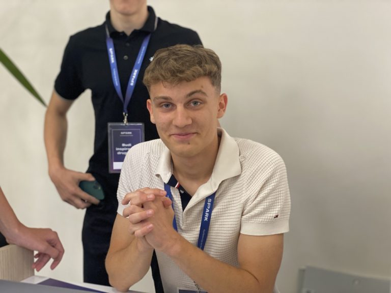 Subotički gimnazijalac Mateja Srejić dobitnik počasnog priznanja na olimpijadi u veštačkoj inteligenciji