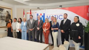 Demo Beriša delegacija