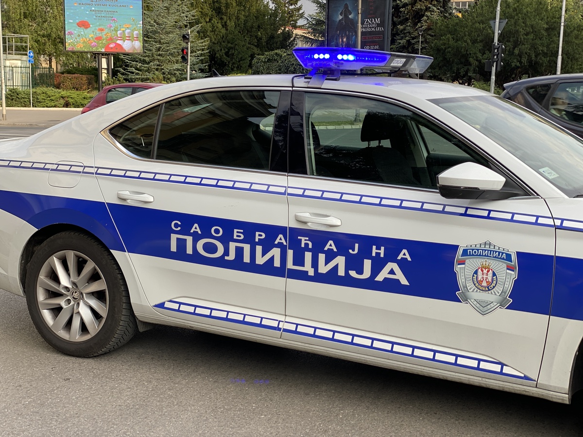 MUP: Uhapšena četiri Subotičanina, člana organizovane kriminalne grupe, zbog krijumčarenja migranata