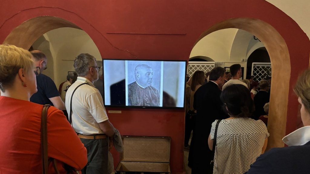 Viktor Barši (1919 – 1957), bačkotopolski župnik: Suživot kao princip delovanja u kovitlacu istorije