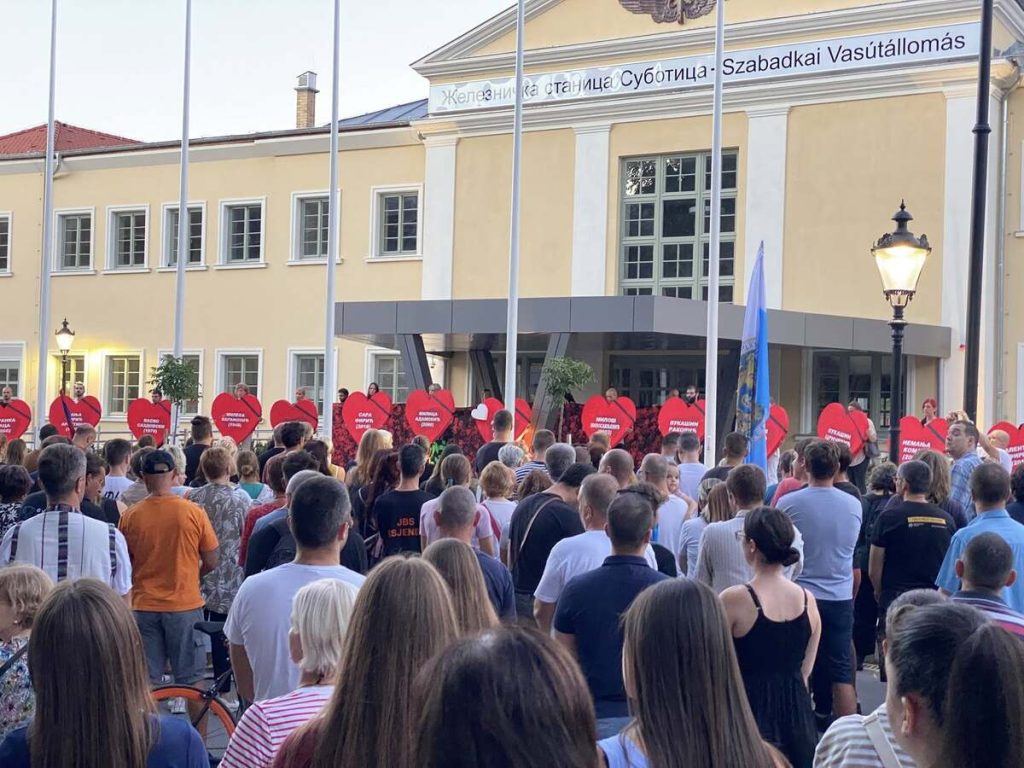 Studenti pozivaju 1. oktobra na komemorativni skup i šetnju od džamije do Železničke stanice
