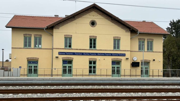 Za rekonstrukciju staničnih zgrada u Bačkoj Topoli, Subotici i Novom Sadu odabrana ponuda firme „Bricken“