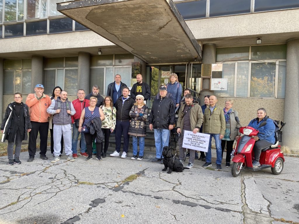 Suđenje Subotičaninu zbog neprijavljenog protesta ispred policijske stanice – on tvrdi da je bio samo reporter