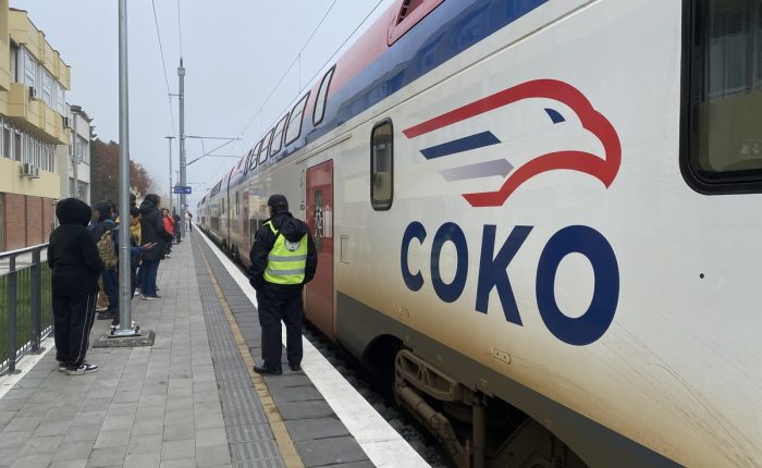 Zeleznicka stanica voz soko