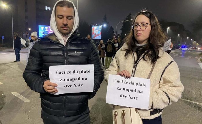 protest napad na novinarke1