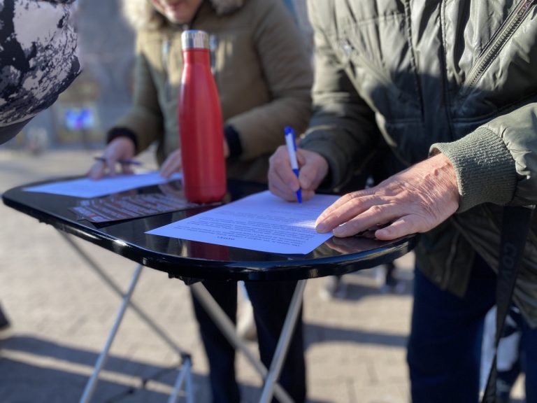 Subotički studenti: Prikupljeno više od 4.500 potpisa podrške građana za raspisivanje izbora