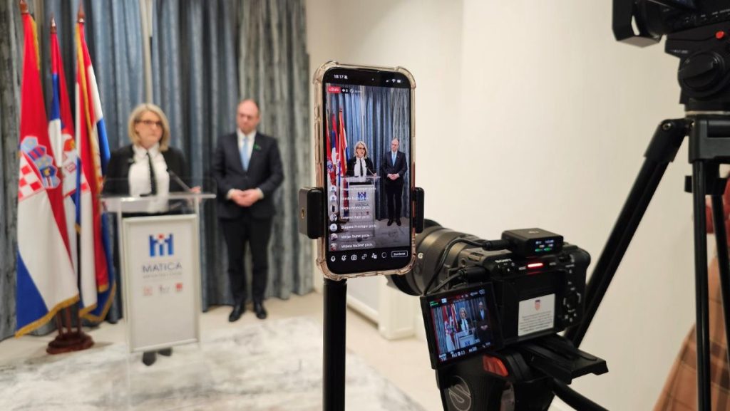 Evroparlamentarac Davor Ivo Stier u poseti HNV-u: Dijalog sa predstavnicima manjina uslov i pokazatelj napretka