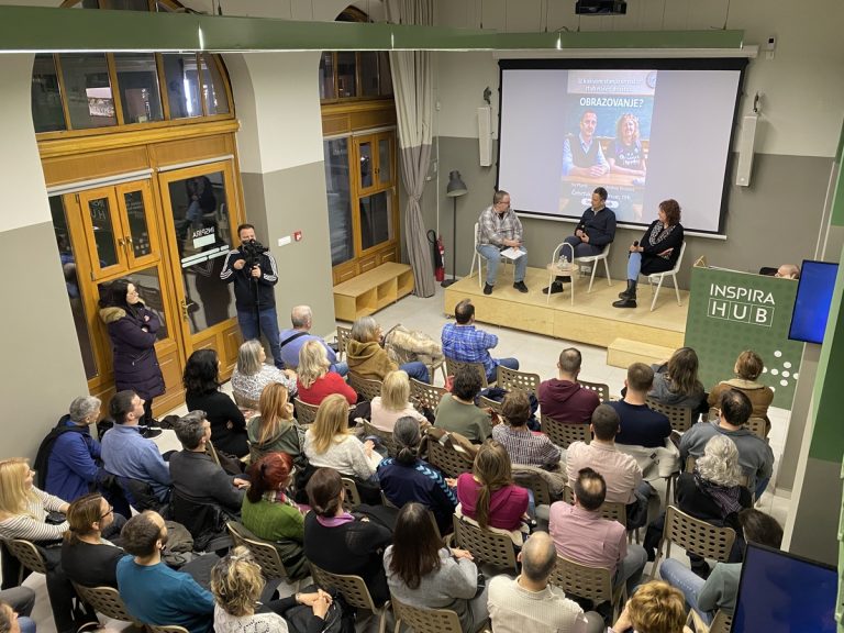 Subotički prosvetari: Sistem nas uči poslušnosti i pozicioniranju, a ne vrednostima koje daje obrazovanje