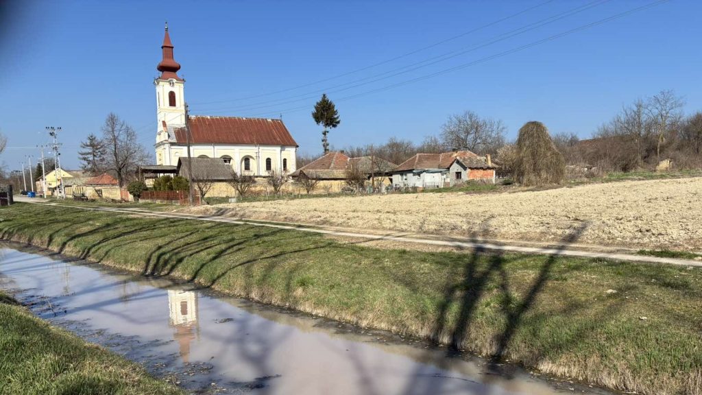 Greške u nazivima ulica na novim tablama u bačkotopolskom naselju Pačir: Može li konvertor da preuzme odgovrnost?