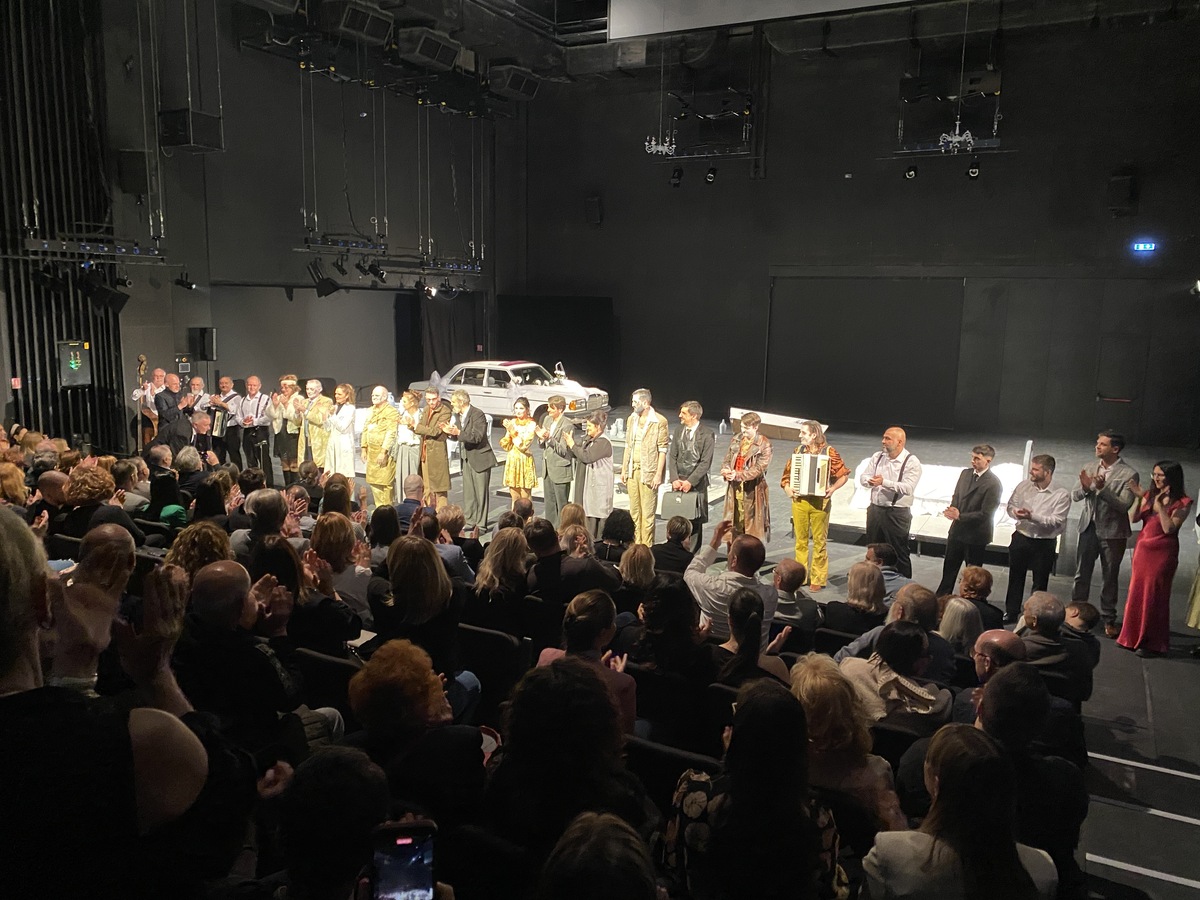 Kovačević i Mihajlović: Predstava „Sabirni centar” simbol kontinuiteta i novog početka subotičkog pozorišta